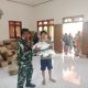 Babinsa Koramil Paron Dampingi Penyaluran Bantuan Pangan