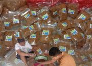 BRI Kantor Cabang Ngawi Dorong Pengembangan UMKM Abon Ayam melalui Pembiayaan KUR milik Ibu Mulyati