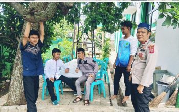 Sambangi Warga Desa Citapen, Bhabinkamtibmas Polsek Ciawi Polres Bogor Perkuat Sinergi dan Sampaikan Imbauan Kamtibmas