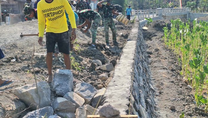 Hari Keempat Pembangunan Talud TMMD ke-130 Kodim Ngawi, Progres Capai 80 Persen