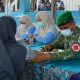 Ada ‘Jum’at Berkah’ TNI di Sukahaji Majalengka, Puluhan Warga Antusias Cek Tensi hingga Gula Darah