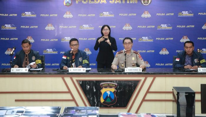 Polda Jatim Ungkap Sindikat Jual Beli Akun Bodong hingga Promosi Judi Online Kamboja*